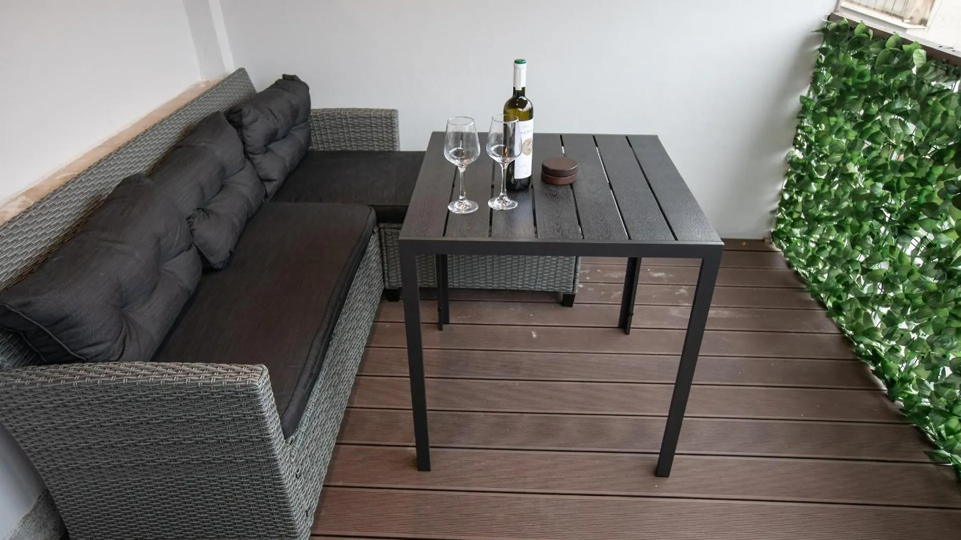 Rooftop Mini Suite #1 -Roof Deck-Luggage Storage سالونيك 0*,  اليونان
